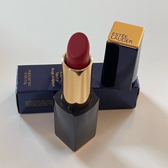 Estee Lauder Lipstick - Picture 1 of 6